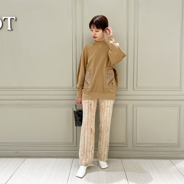 Cording Embroidered Oversized Sweatshirt berkanafarma.com